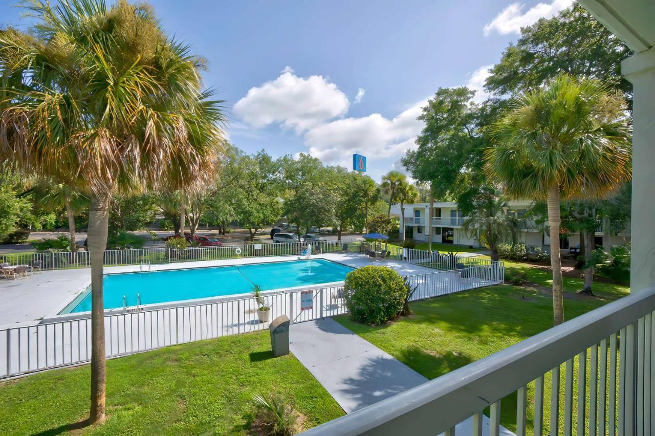 6-gainesville, Fl 3*